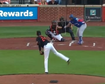 Orioles apaleó 11-4 a Toronto